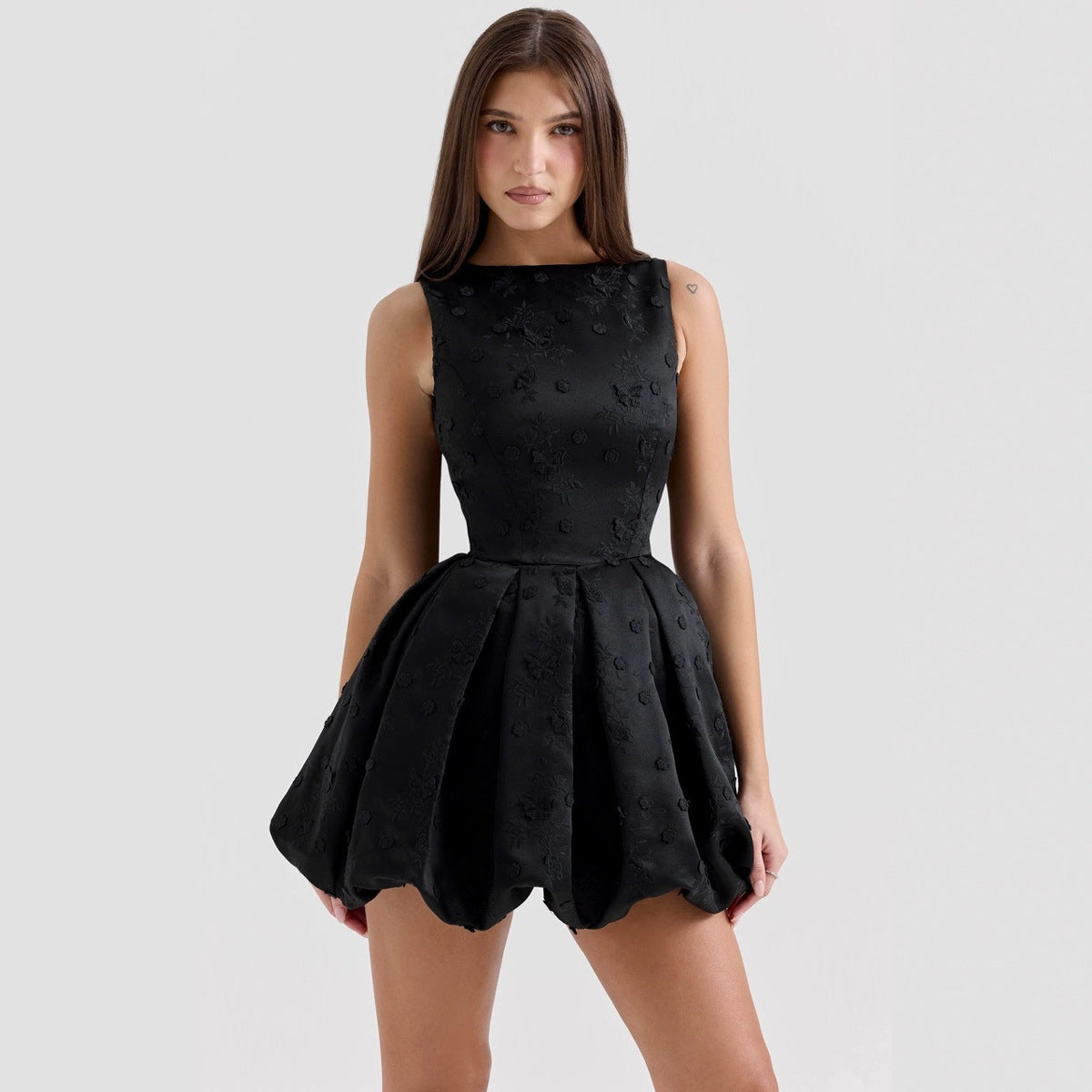 Robe Mini Dos Nu à Fines Bretelles, Preencess