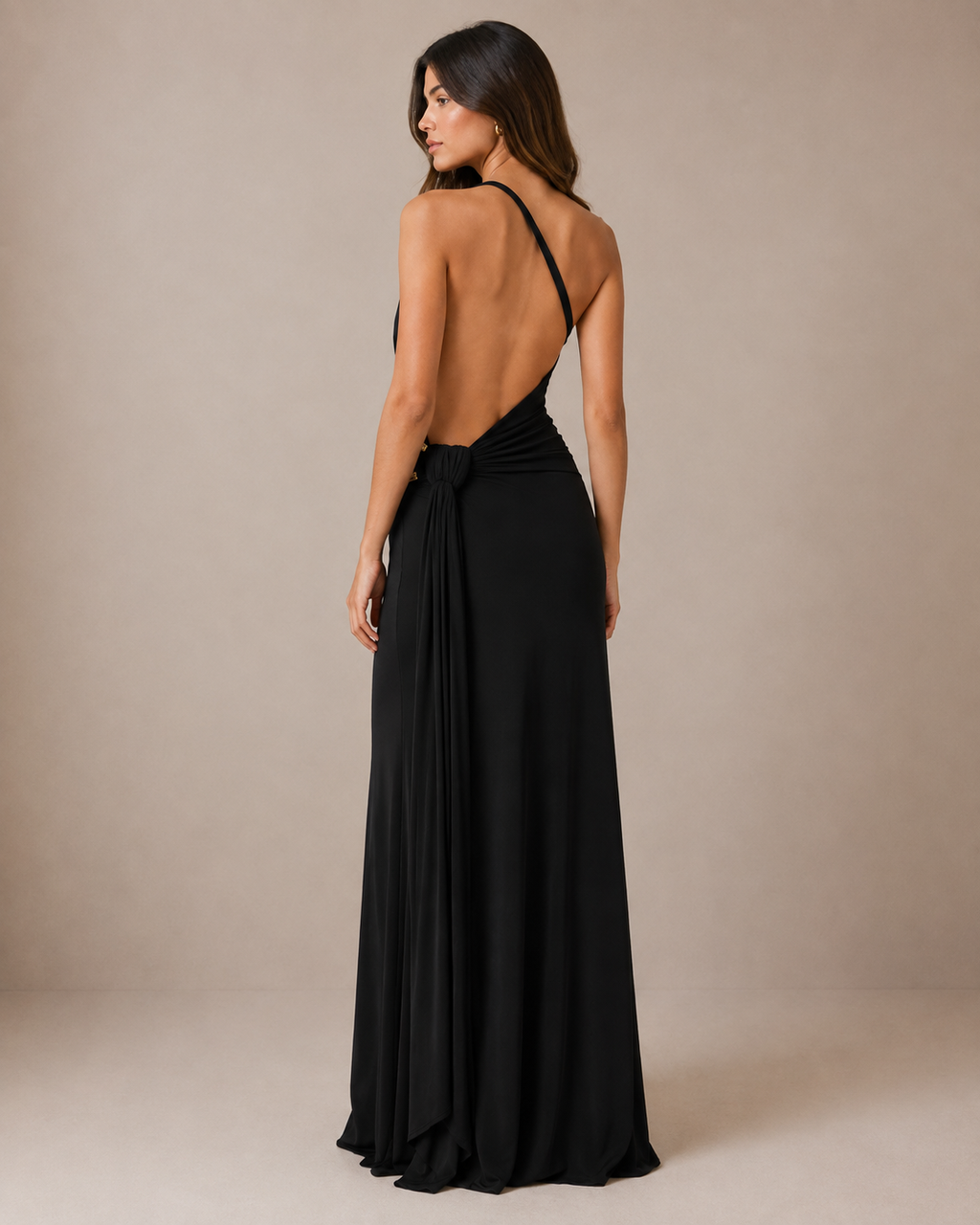 Robe Longue Moulante Une Épaule à Détail Métallique, Preencess