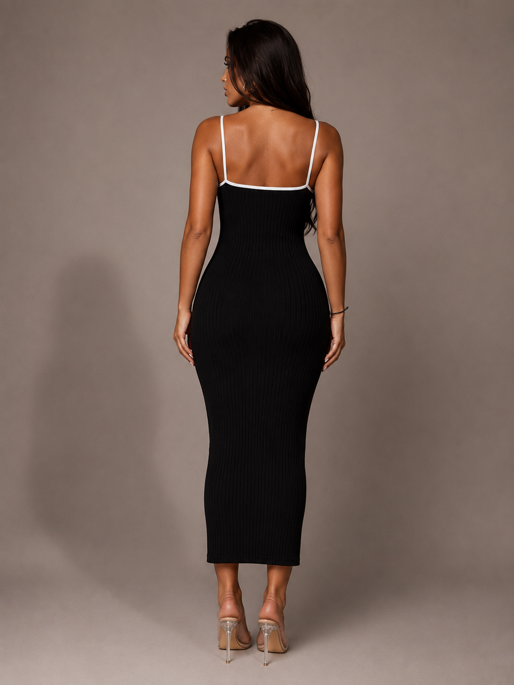 Robe Midi Moulante Dos Nu à Fines Bretelles, Preencess