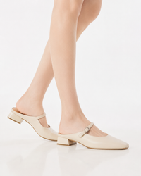 Mules à petit talon en cuir bout ouvert, Preencess