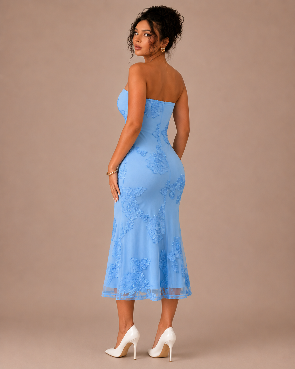 Robe Midi de Soirée Brodée Dos Nu, Preencess