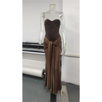 Robe de soirée moulante à sequins bustier, Preencess
