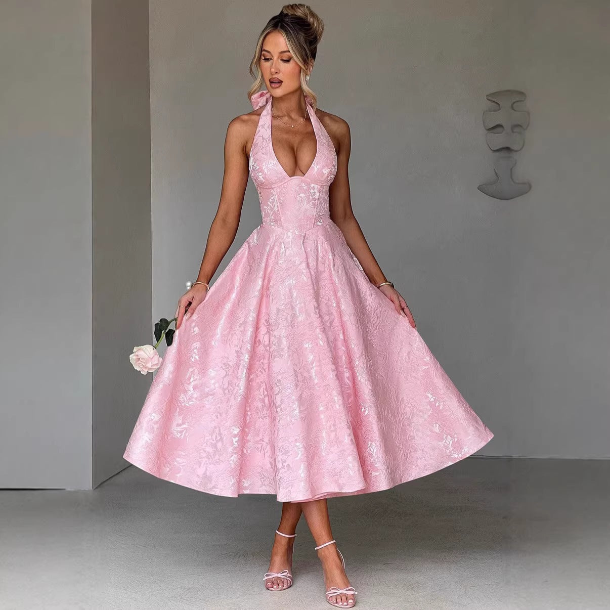 Robe de soirée longue en jacquard col licou