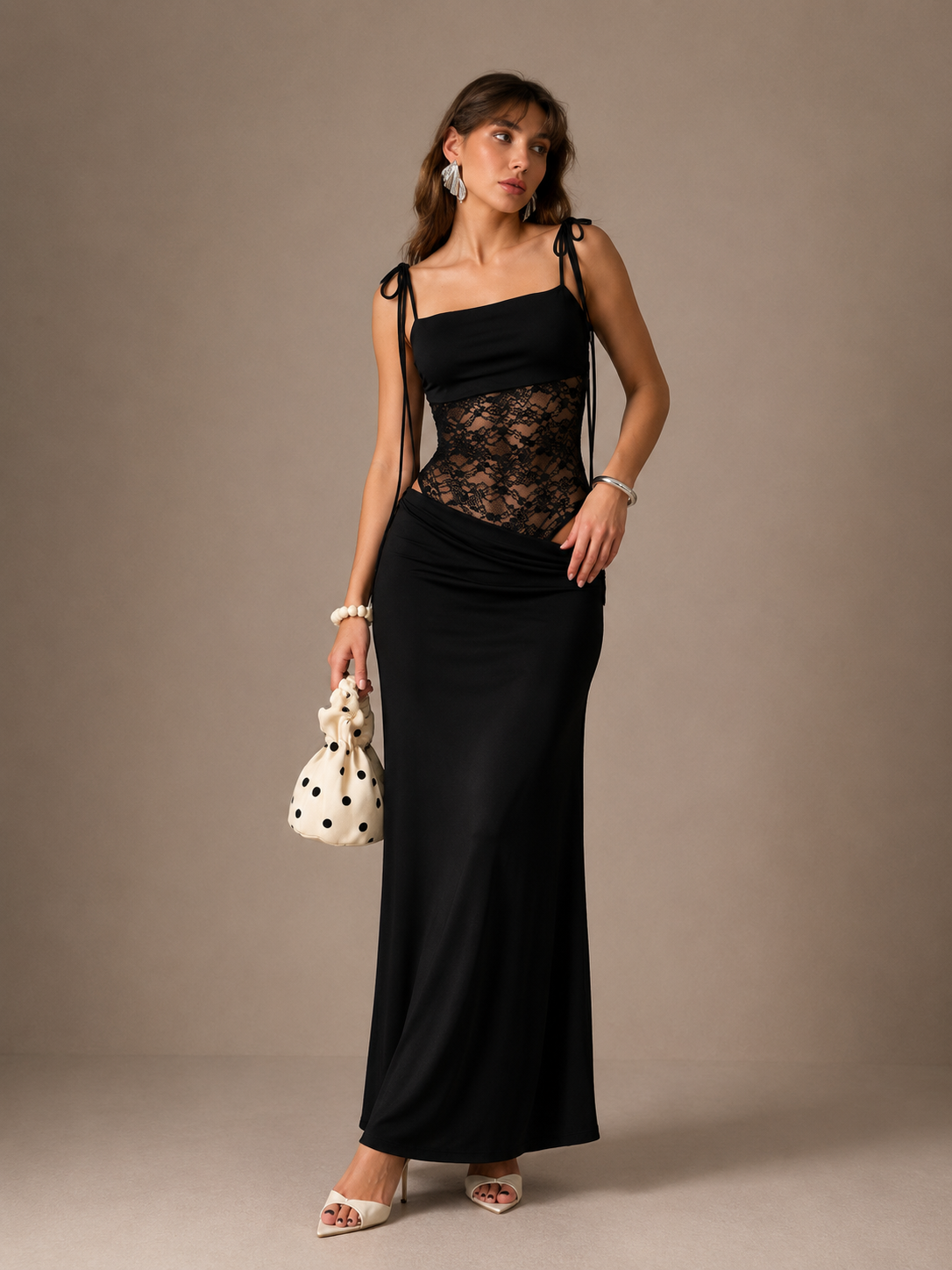 Robe Longue à Bretelles en Dentelle Unie, Preencess