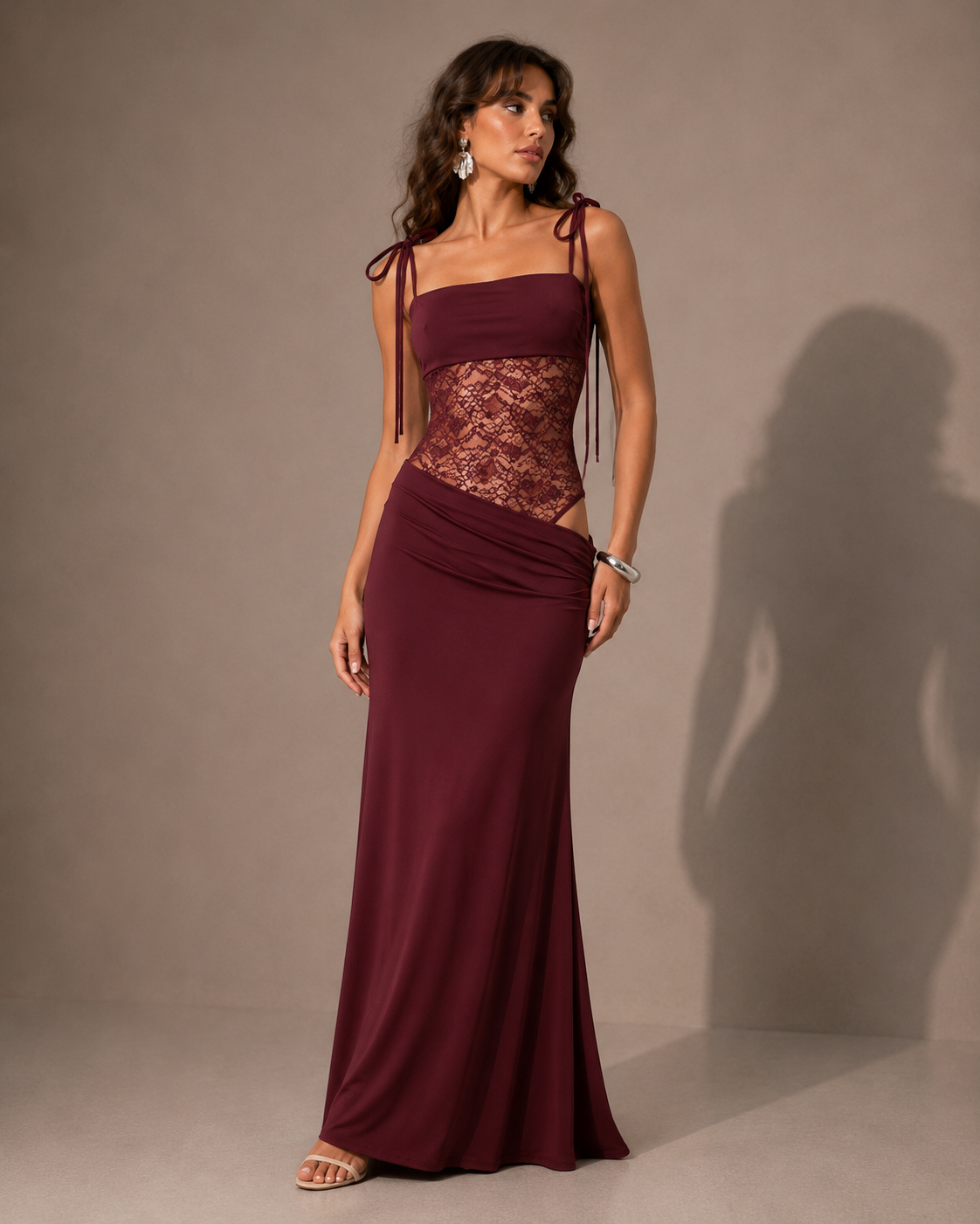 Robe Longue à Bretelles en Dentelle Unie, Preencess