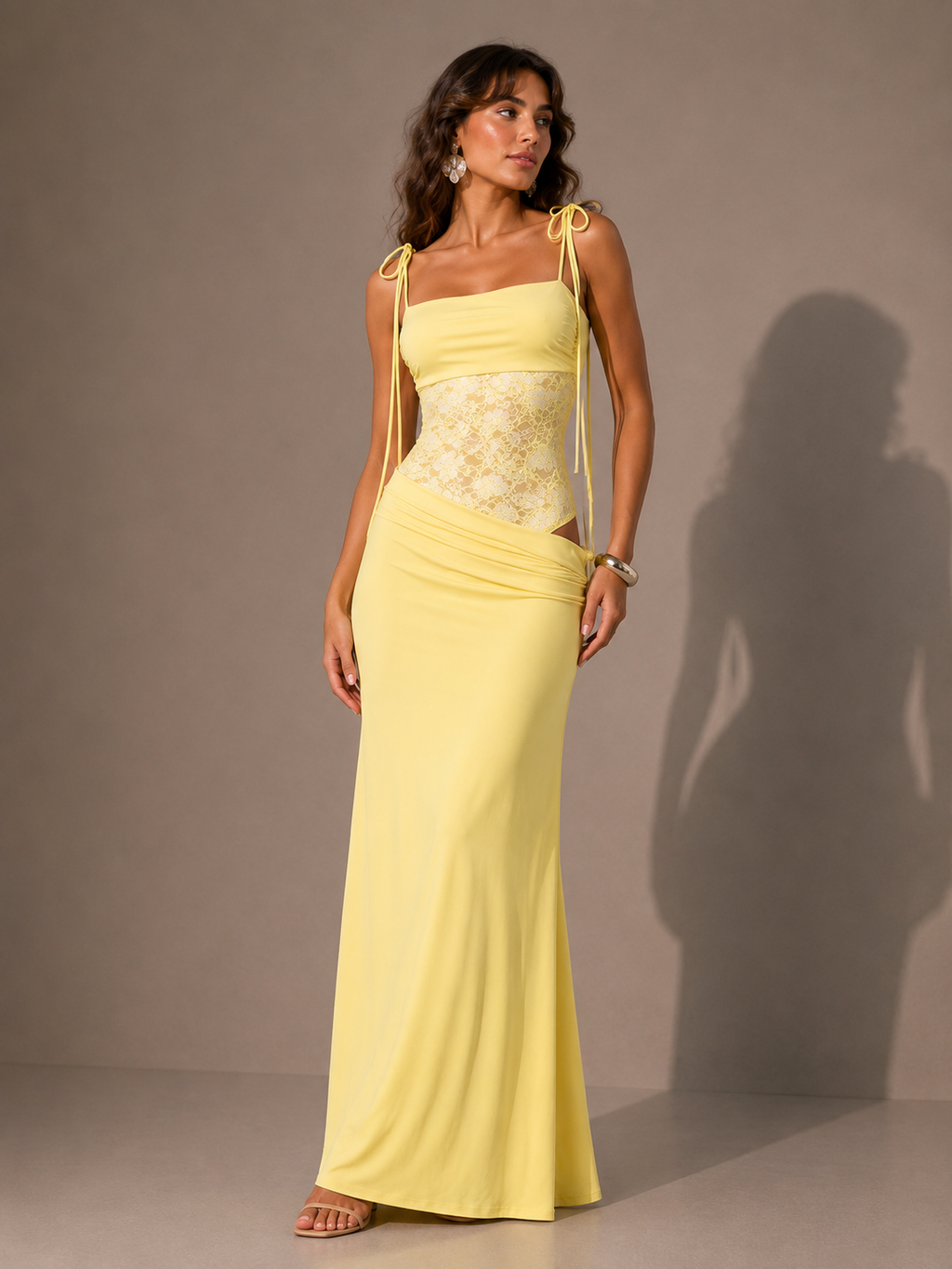 Robe Longue à Bretelles en Dentelle Unie, Preencess